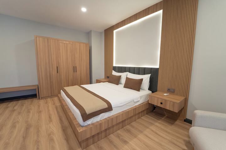 Room 27 of 56