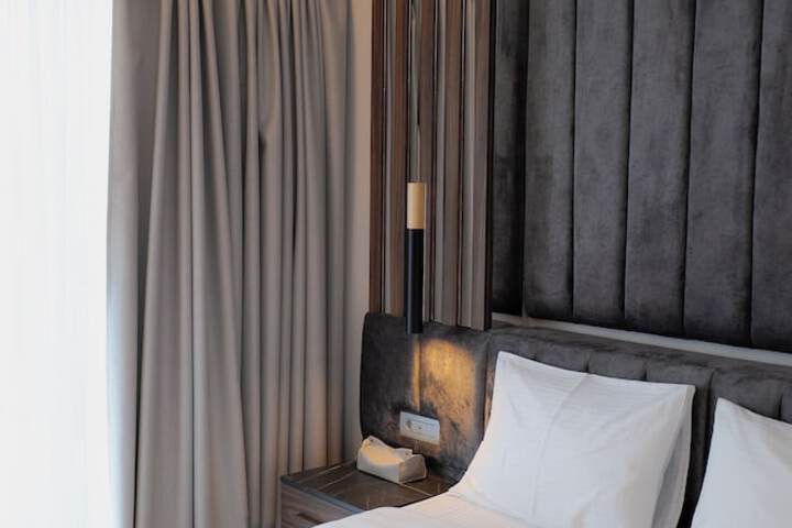 Room 28 of 110