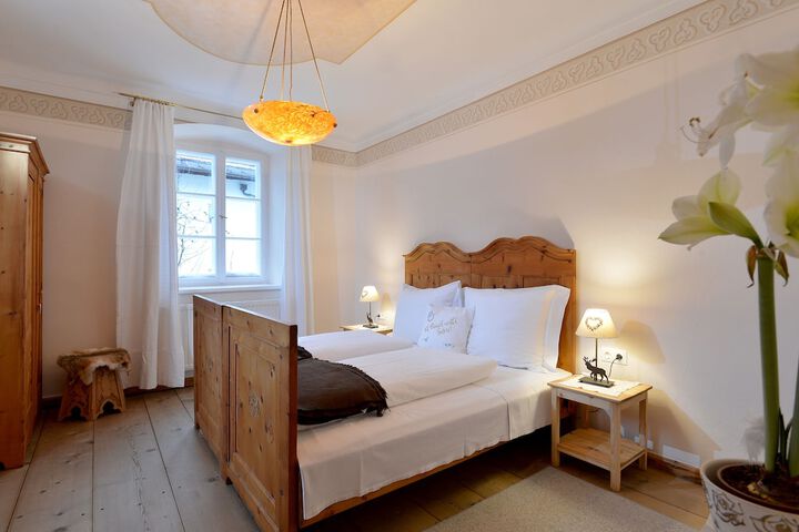 Room 5 of 41