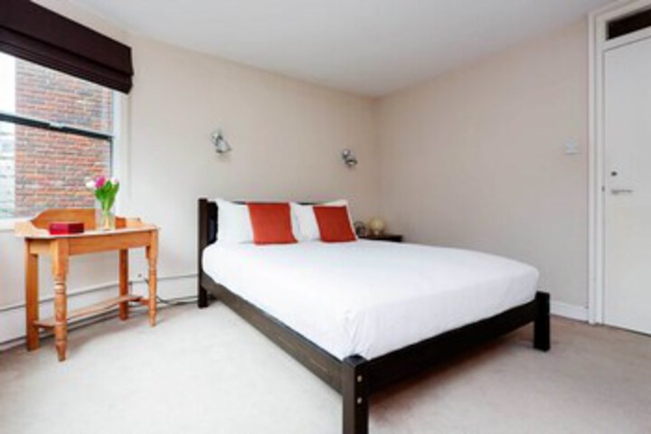 Room 7 of 7