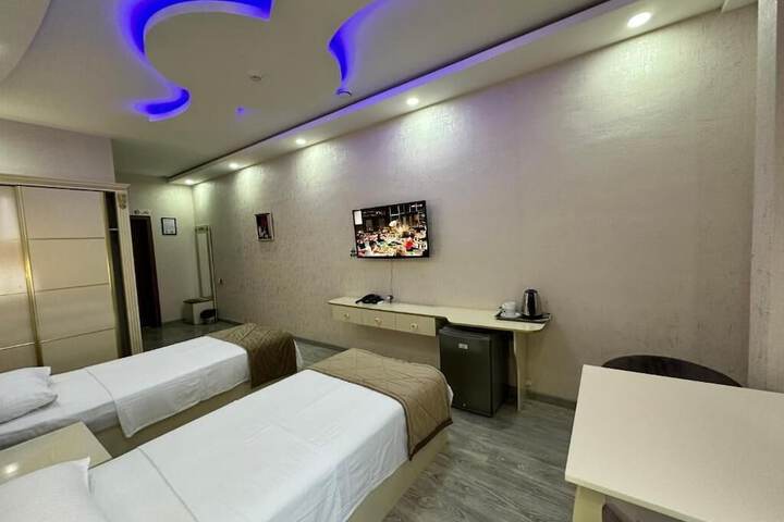 Room 5 of 36