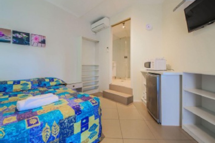 Room 34 of 156