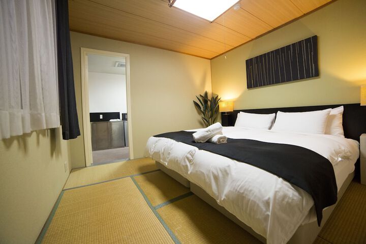 Room 17 of 41