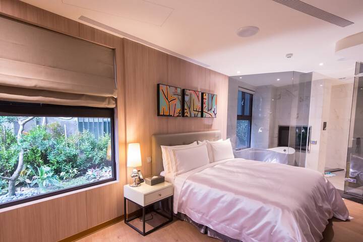 Room 41 of 71