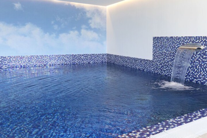 Pool 76 of 126