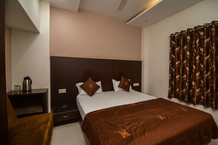 Room 15 of 57