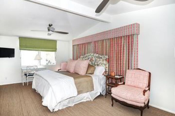 Room 16 of 29