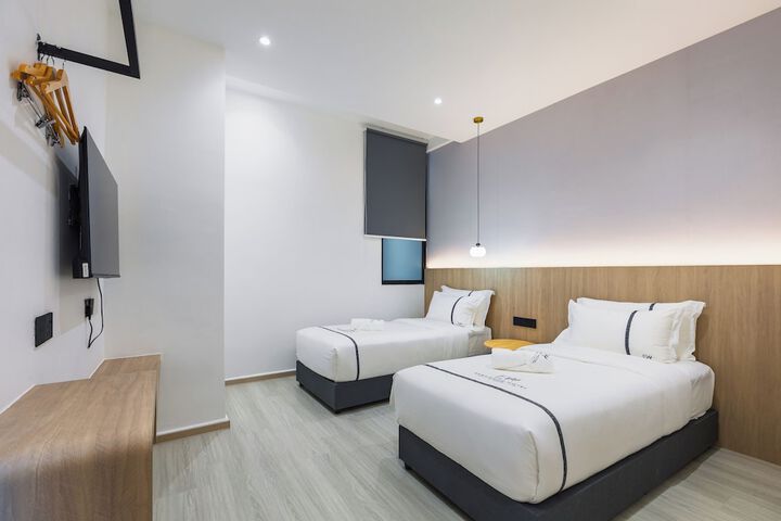Room 100 of 139