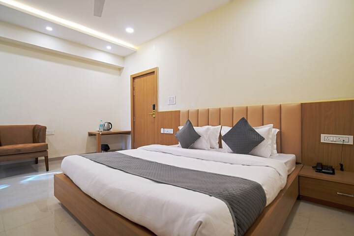 Hotel Shivlok