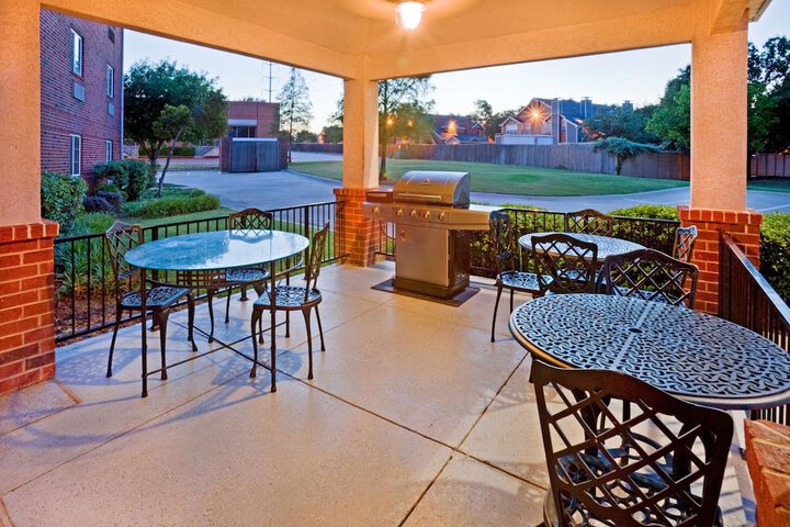 BBQ/picnic area