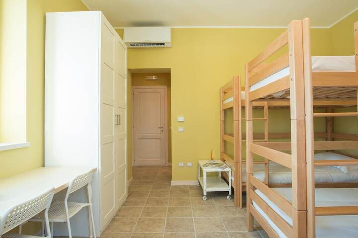 Room 13 of 51