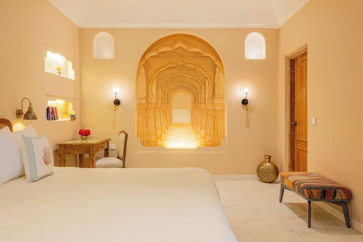 Room 10 of 67