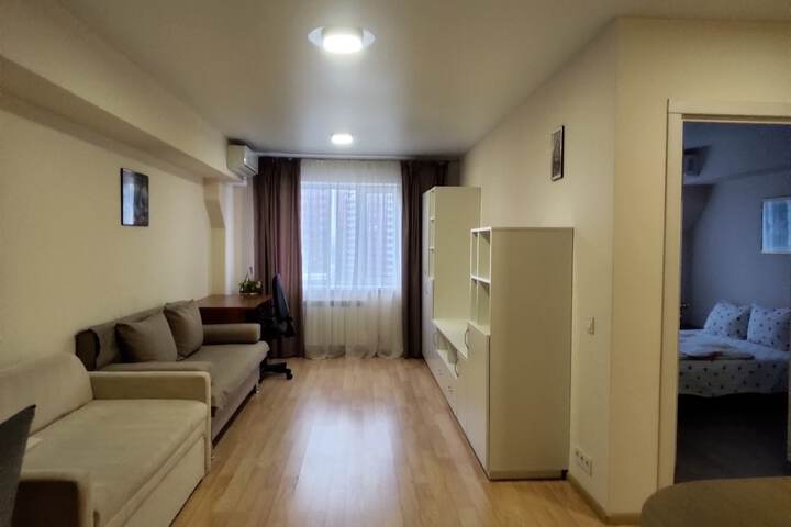Room 6 of 128
