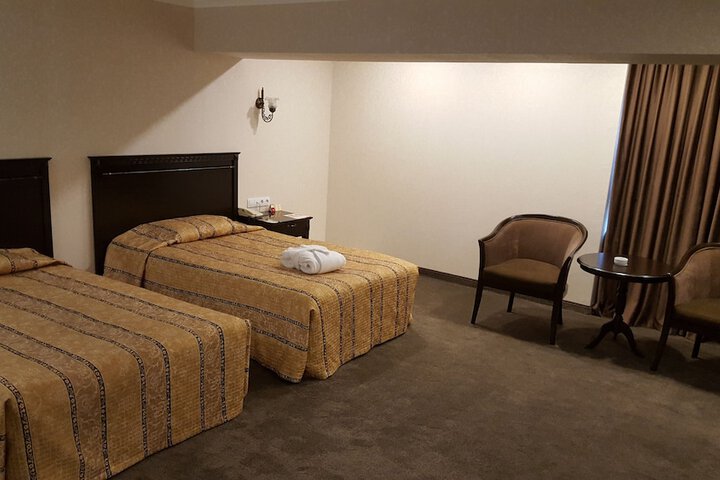 Room 6 of 45