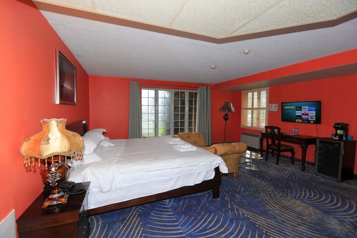 Room 18 of 40