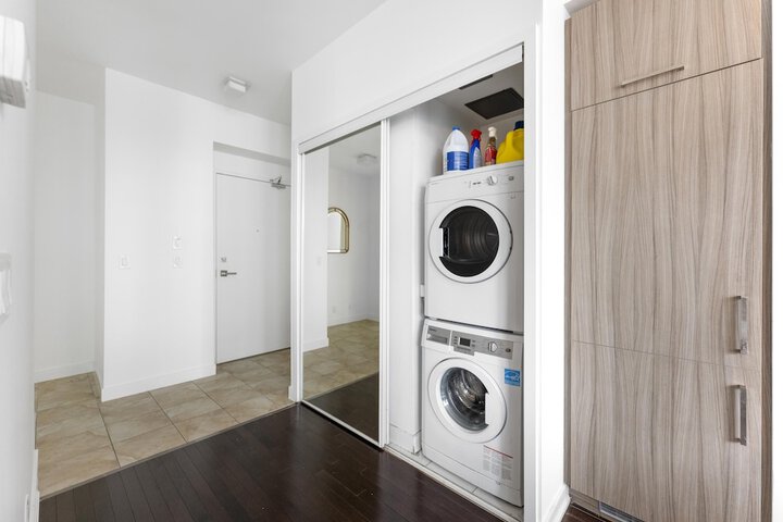 Laundry 772 of 931