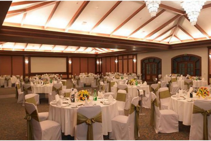 Ballroom/Hall 29 of 39