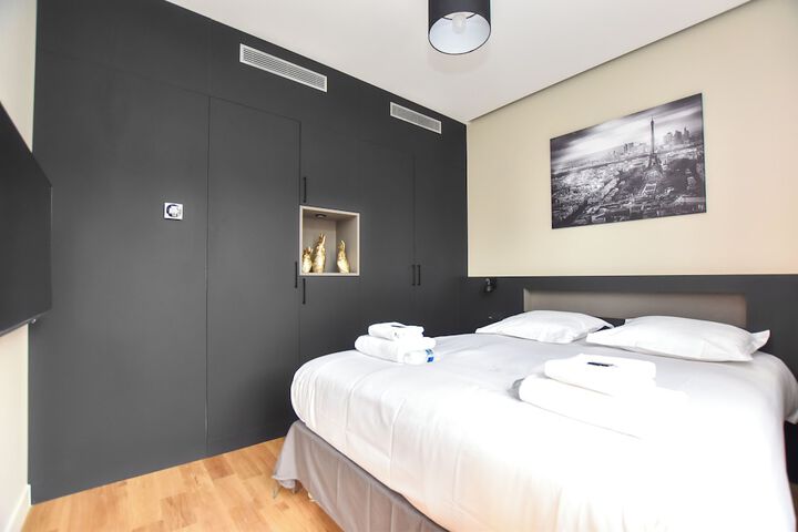 Room 18 of 123