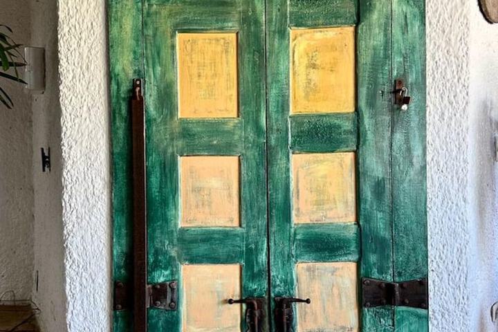 Room 44 of 156
