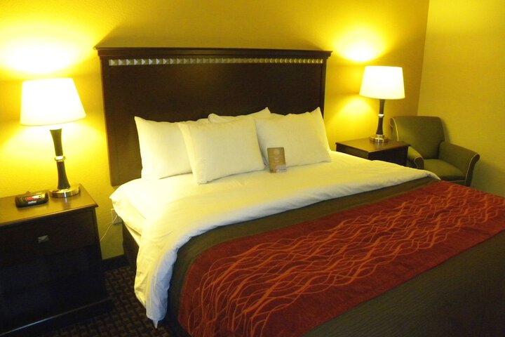 Room 6 of 40