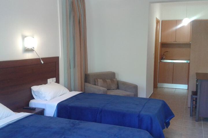 Room 17 of 31