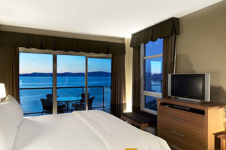Room 5 of 34