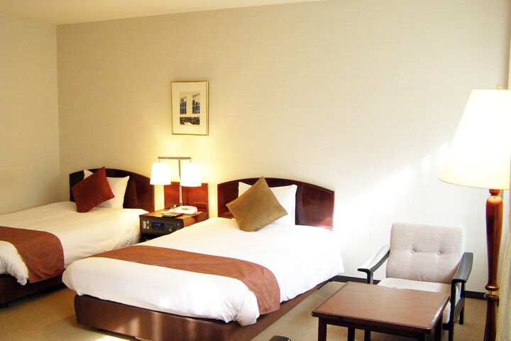 Room 6 of 41
