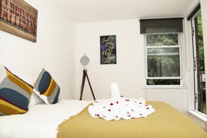 Room 36 of 38