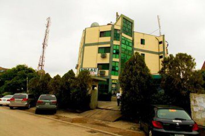 Crossroads Hotel & Towers