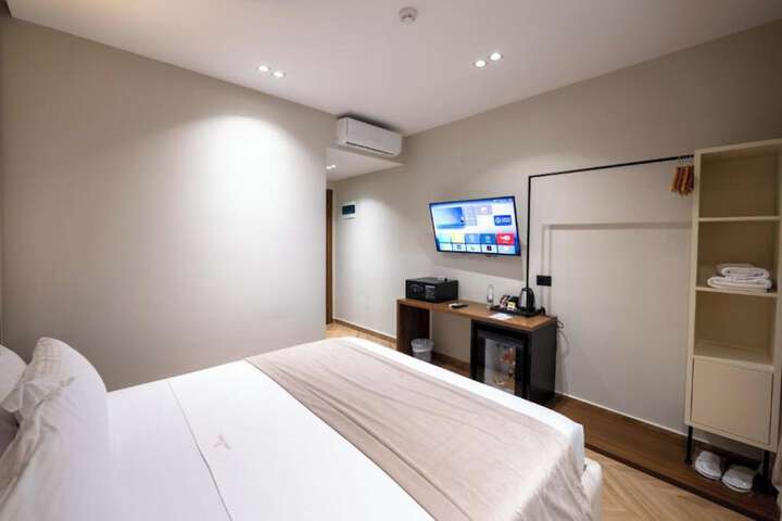 Room 124 of 265