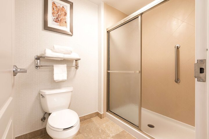 Room 10 of 23