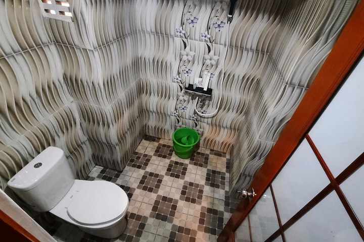 Room 47 of 59