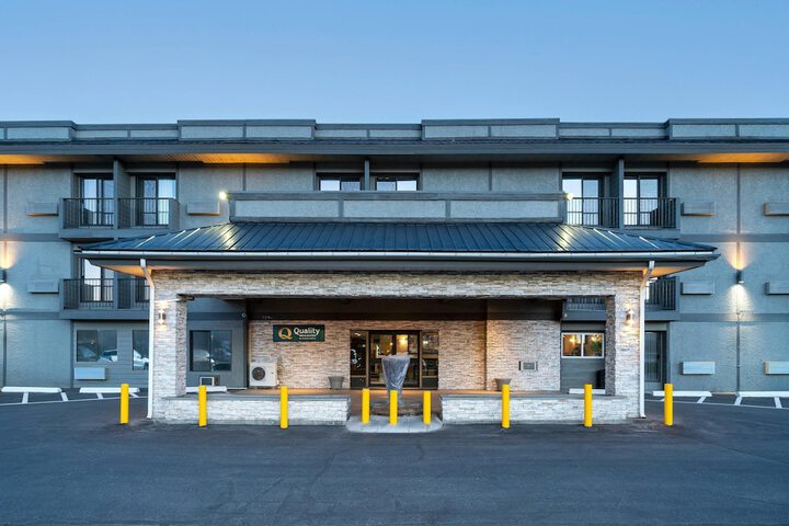 Hotel 41 of 42
