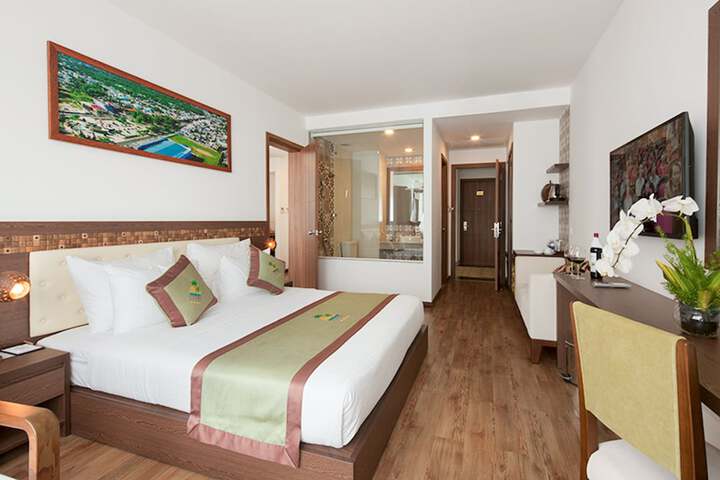 Room 26 of 140