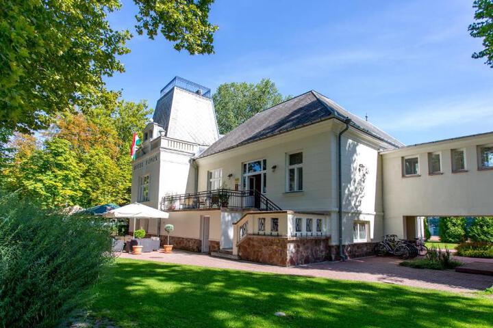 Főnix Hotel