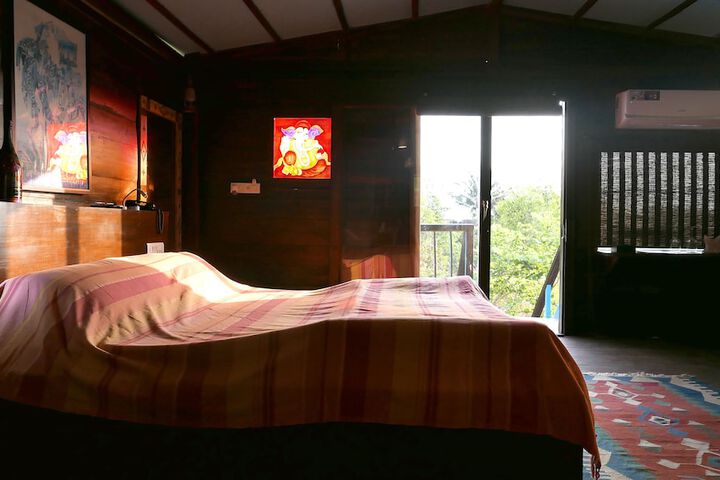 Room 47 of 129