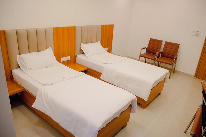 Room 33 of 45