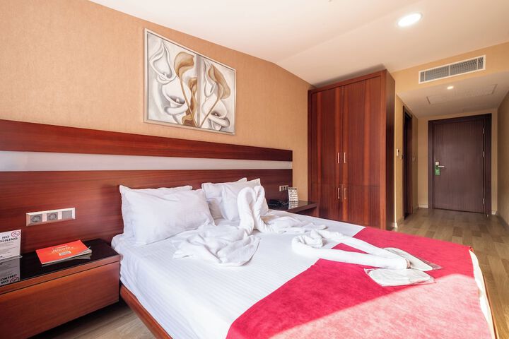 Room 16 of 75