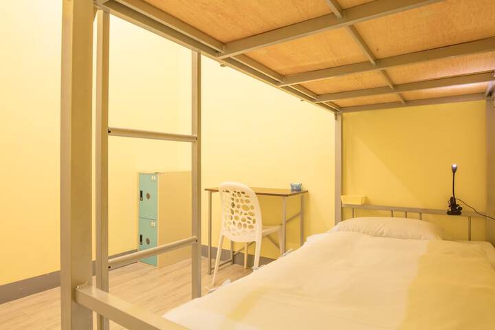 Room 21 of 58