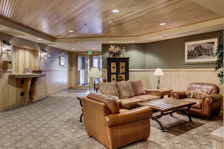 Hotel Interior 2 of 172