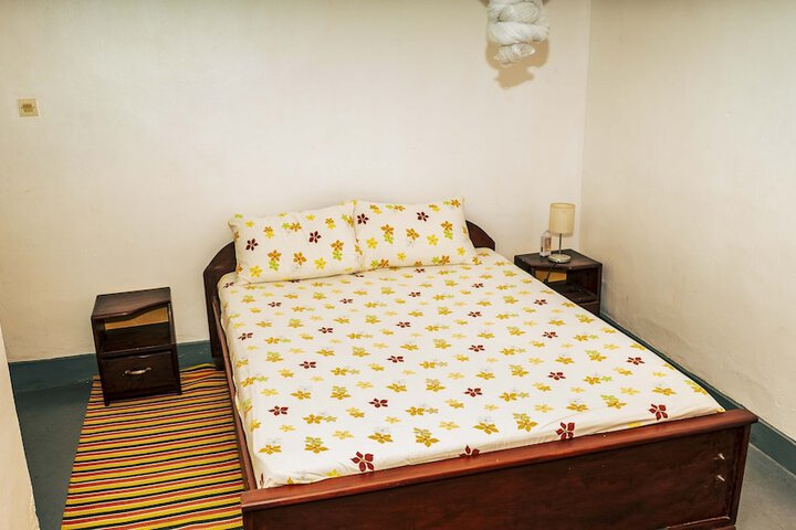 Room 30 of 144