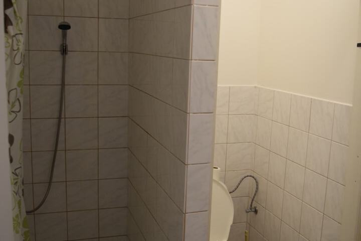 Room 55 of 90