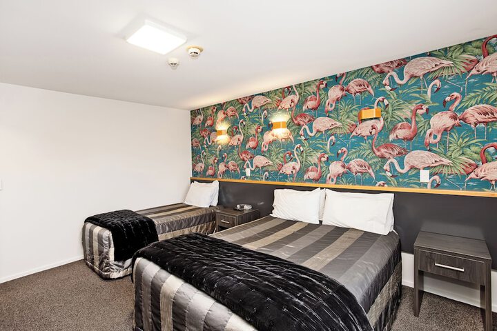 Room 17 of 51