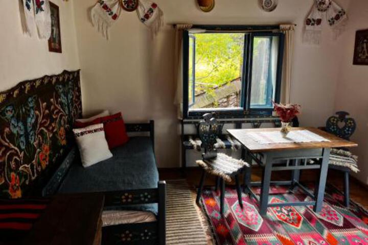 Room 43 of 59