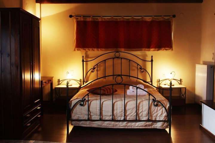 Room 6 of 31