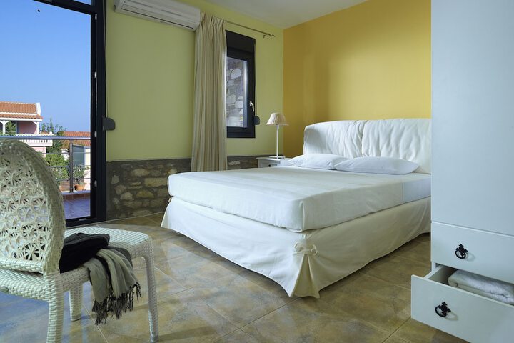 Room 9 of 59