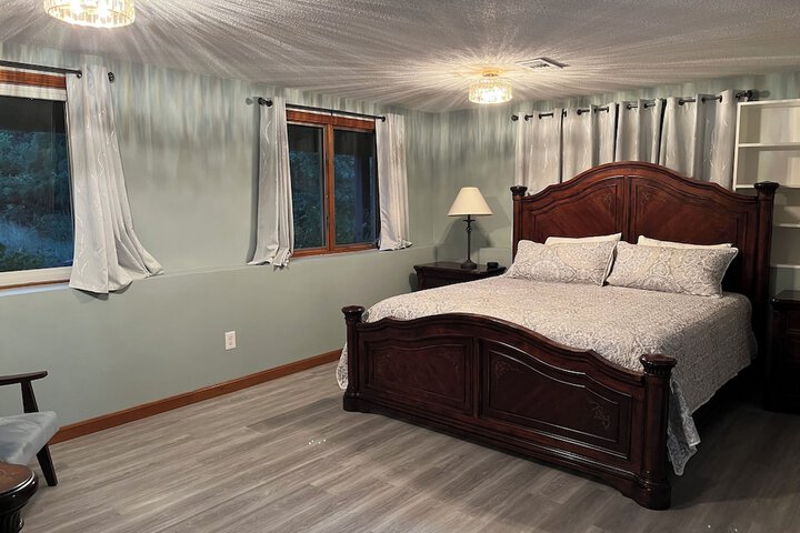 Room 12 of 15