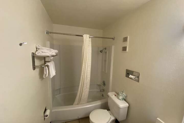 Room 17 of 21