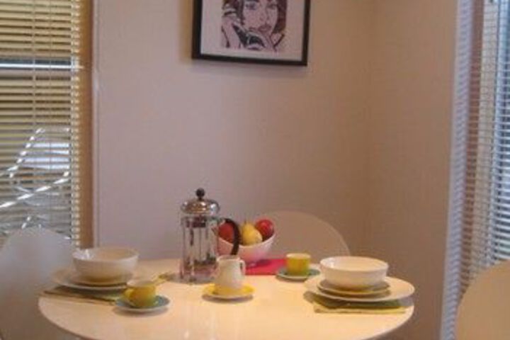 Room 25 of 32