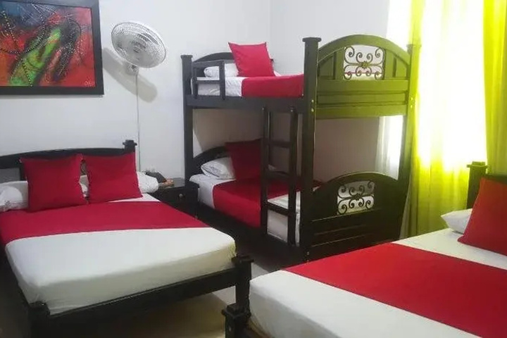 Room 5 of 13